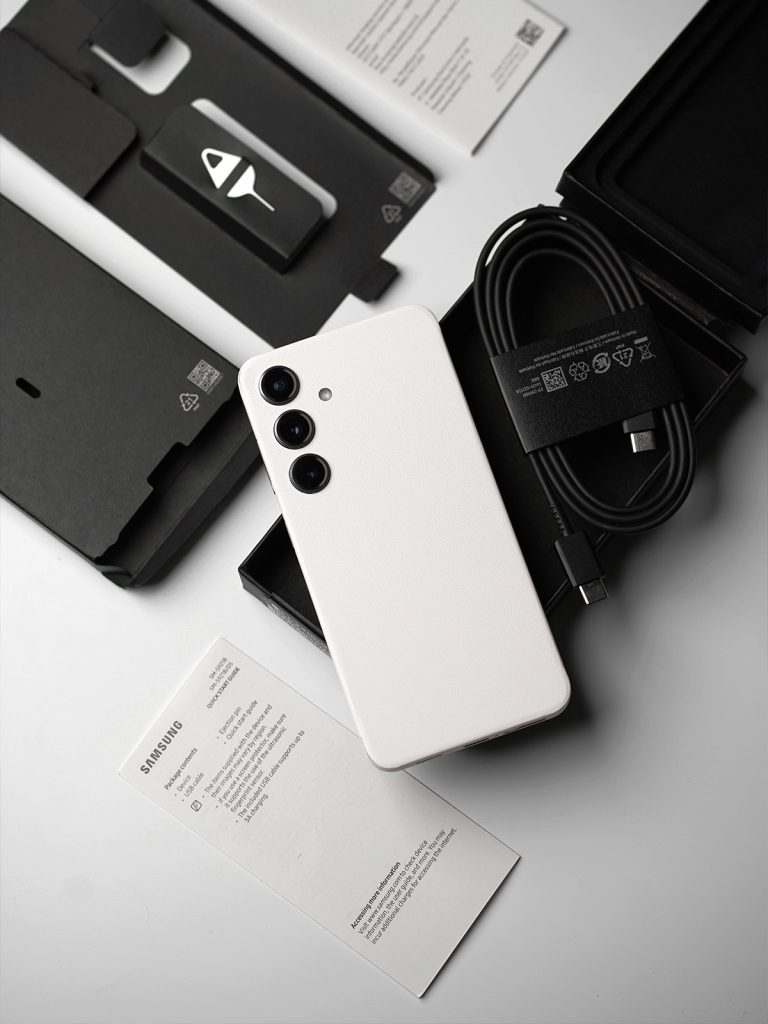 galaxy s24 skins