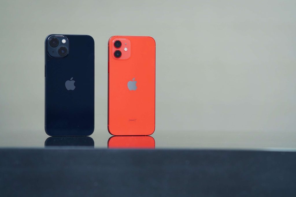 iphone 13 vs iphone 12